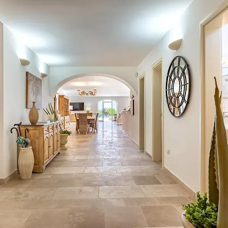Villa Cavaliere *