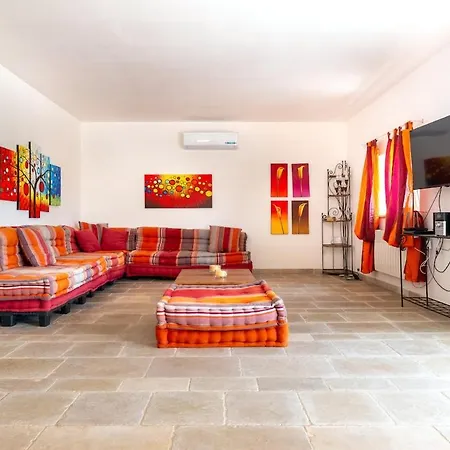 Cavaliere Villa *