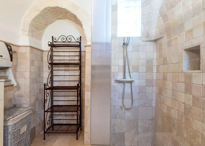 Cavaliere فيلة مارتينا فرانكا