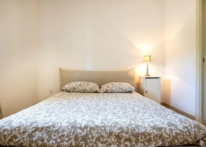 فيلة Cavaliere مارتينا فرانكا